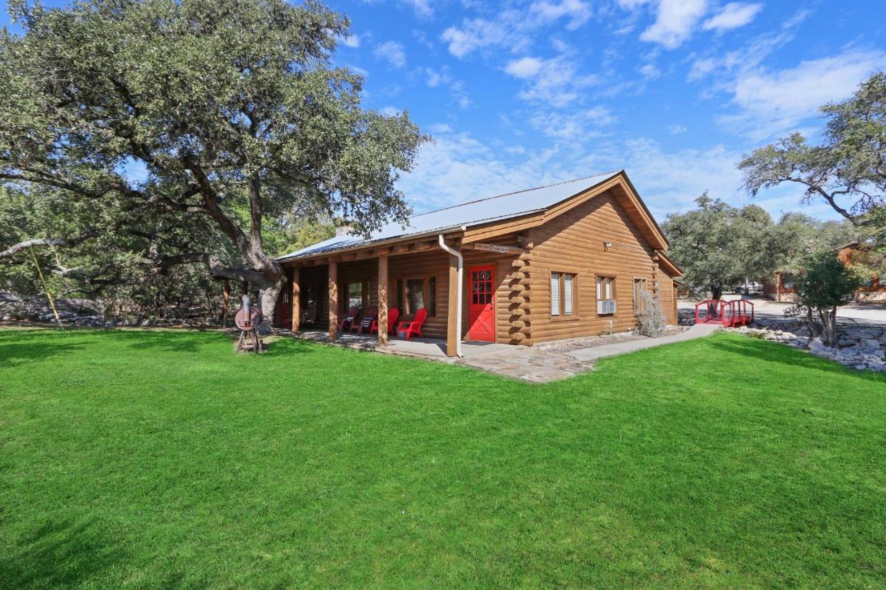 Wimberley Log Cabins Resort And Suites- Unit 3 Exterior photo